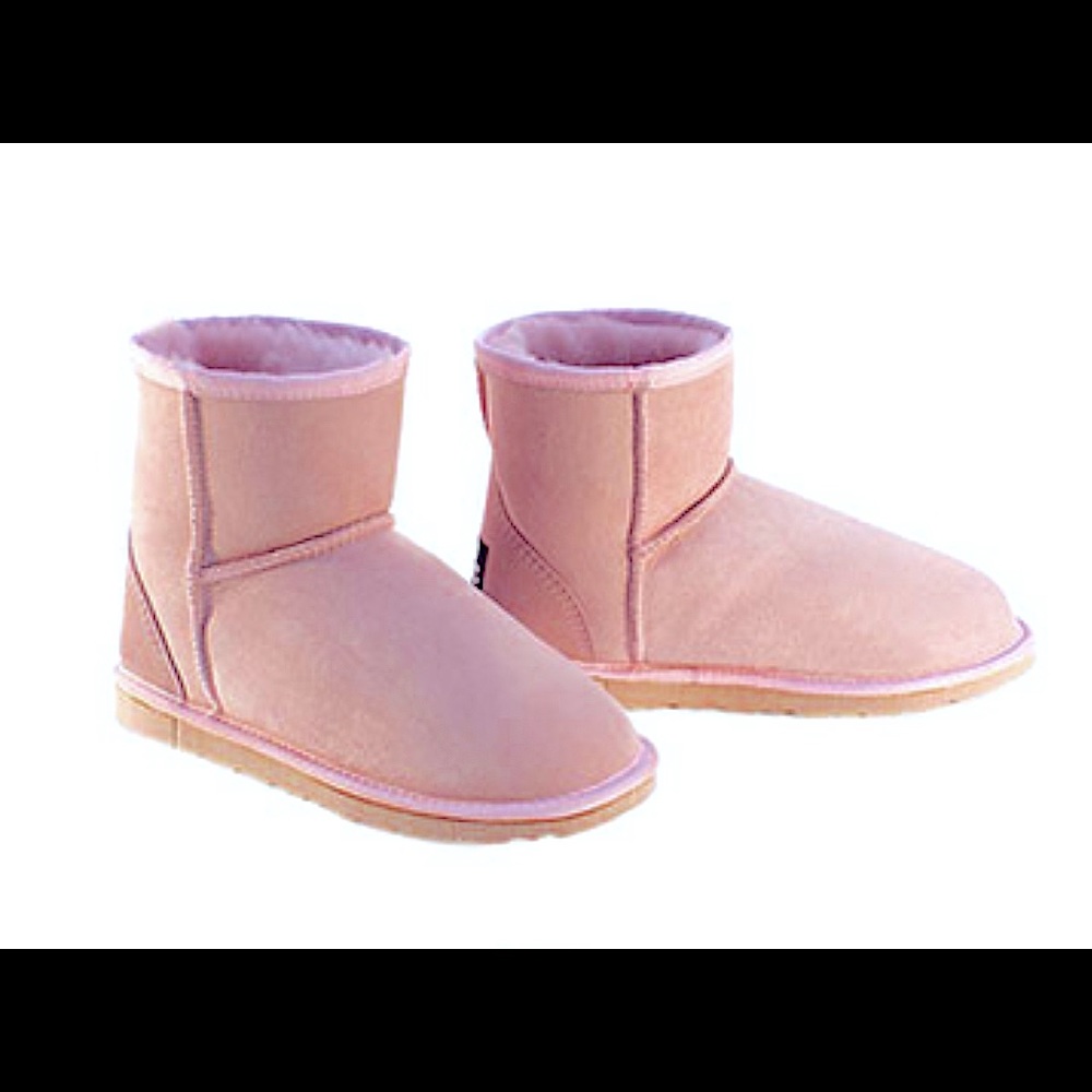 Deluxe Classic Mini Ugg boots